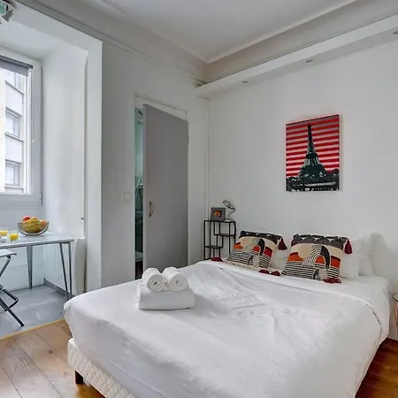 102- Beautiful Studio Near Champs Elysees Appartamento